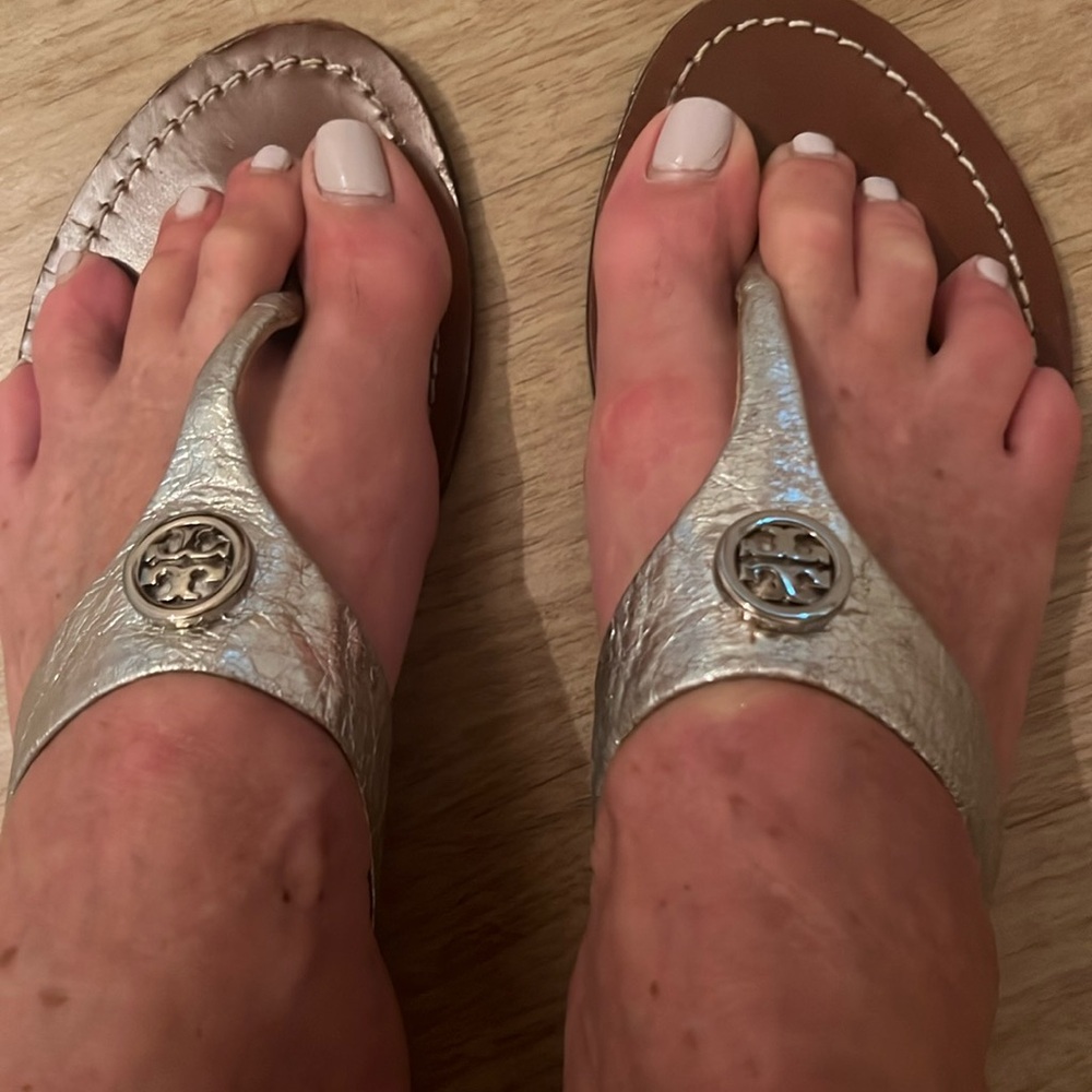 Tory Burch silver flat sandals size 6 1/2